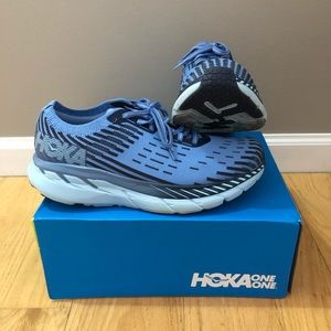 Hoka w Clifton 5 knit shoes